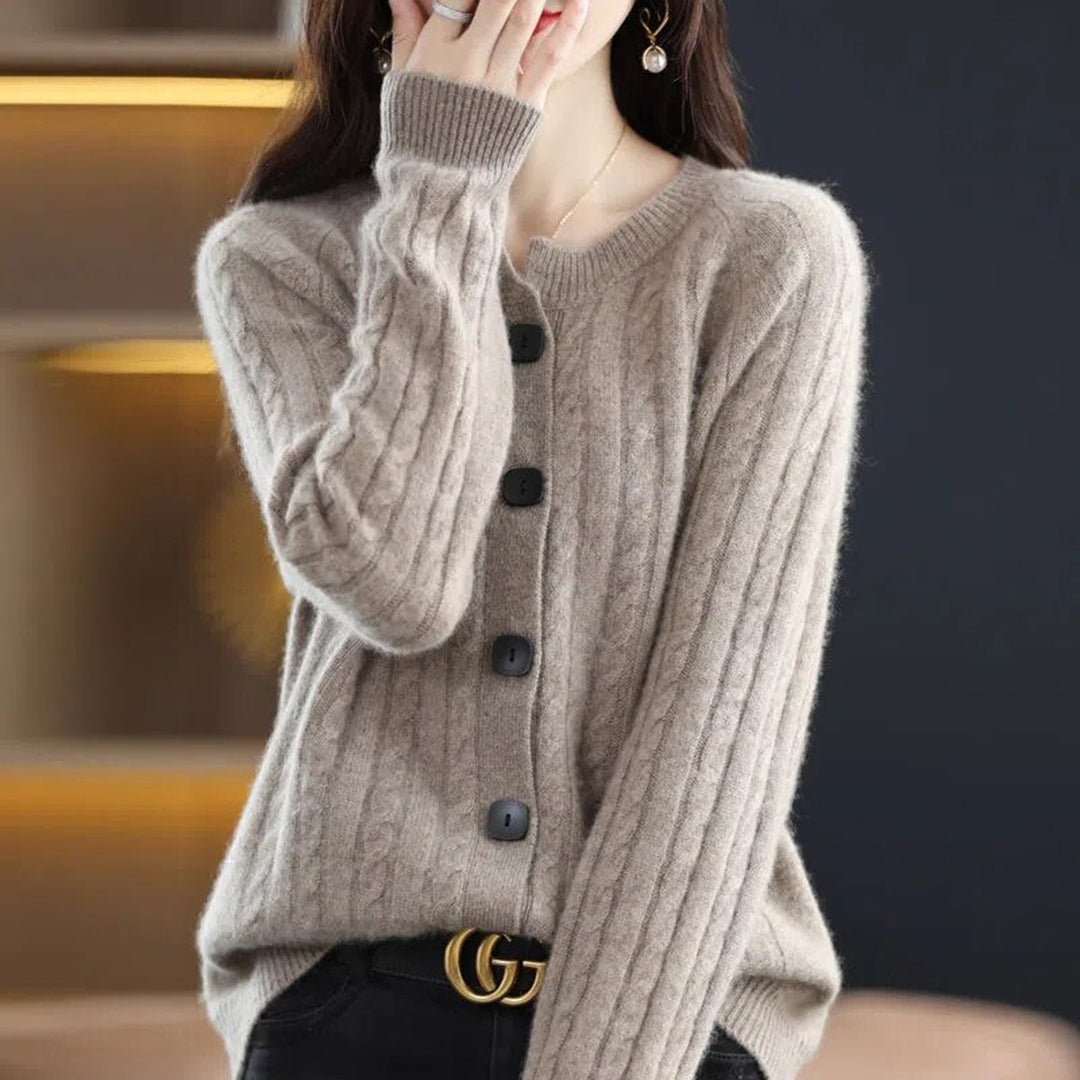 Women's Cardigan - Timeless Design & Versatile