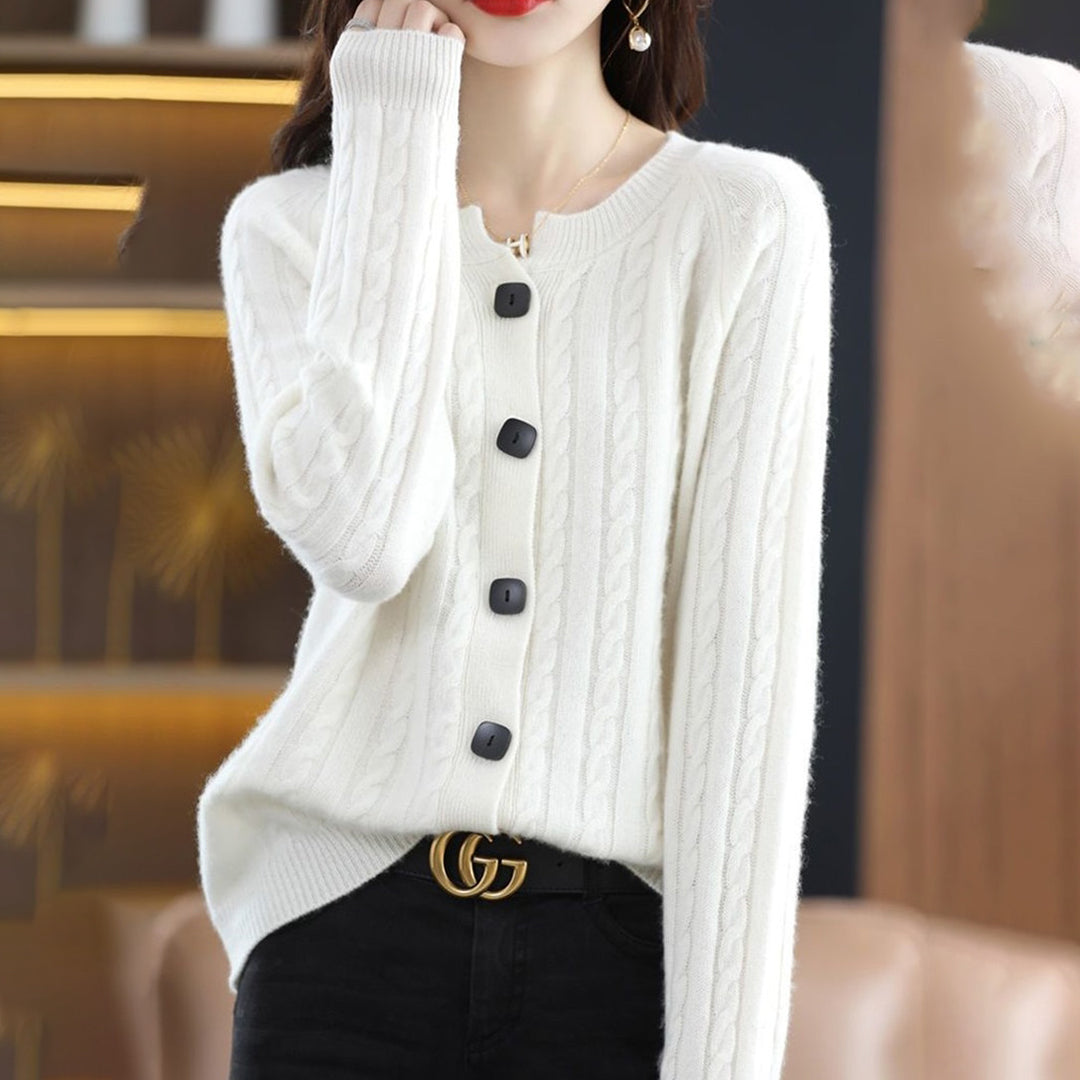 Women's Cardigan - Timeless Design & Versatile