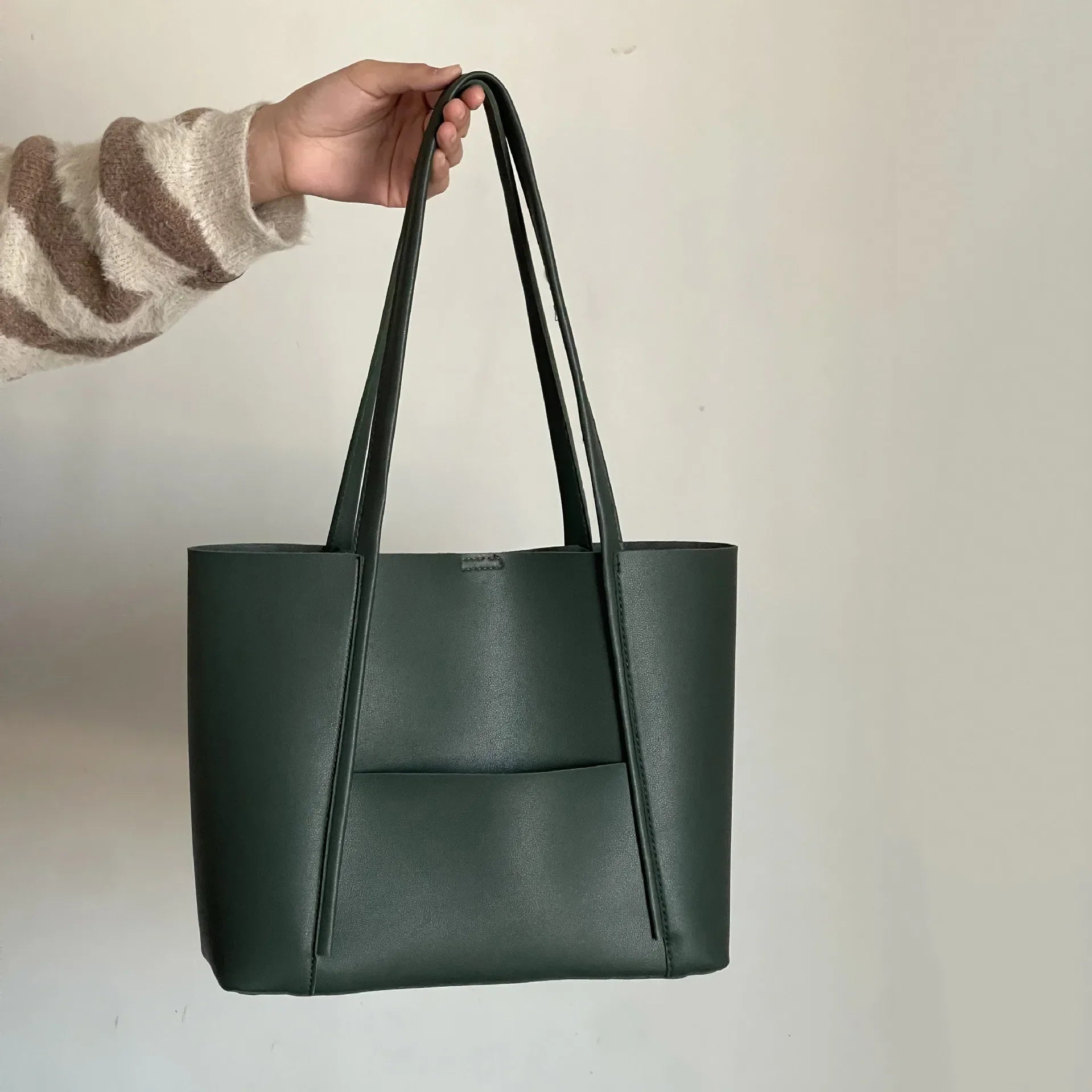 Women's Leather Tote Bag - Sleek Design & Spacious